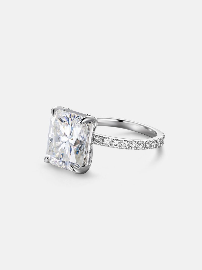 5CTSolitaireRadiantCutMoissaniteEngagementRing 1