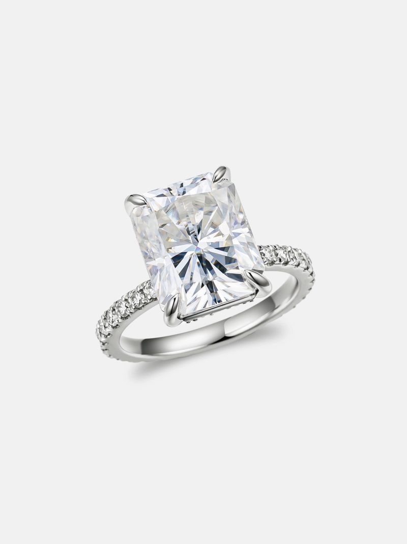 5CTSolitaireRadiantCutMoissaniteEngagementRing 4