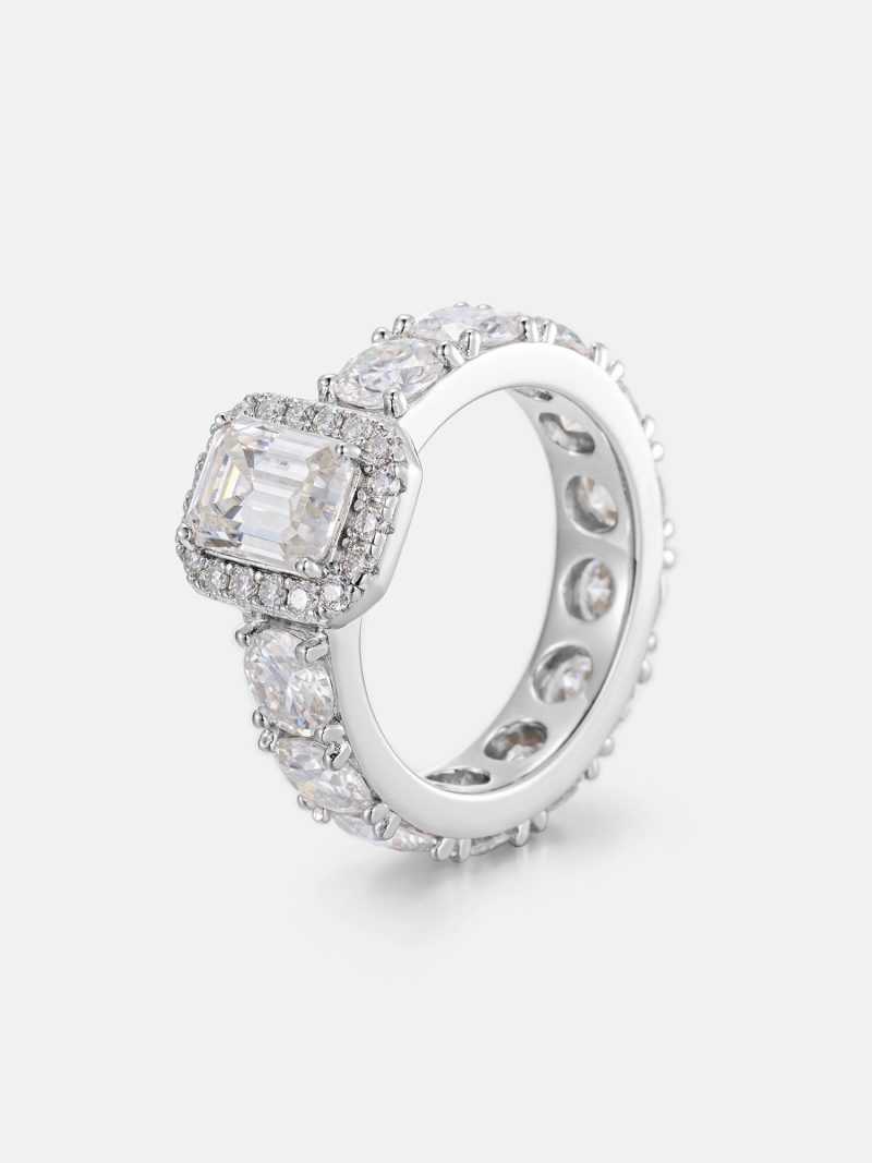 EmeraldCutMoissaniteHaloDiamondEngagementRing 4