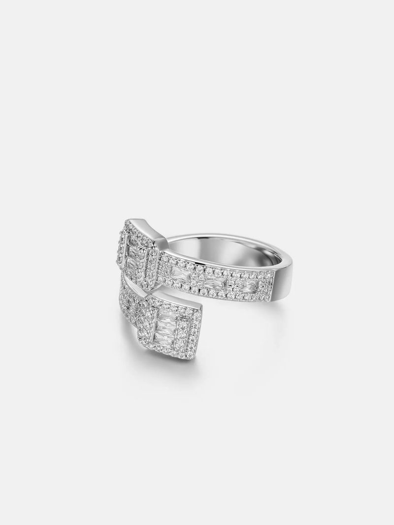 MoissaniteBaguetteDesignerRing 1