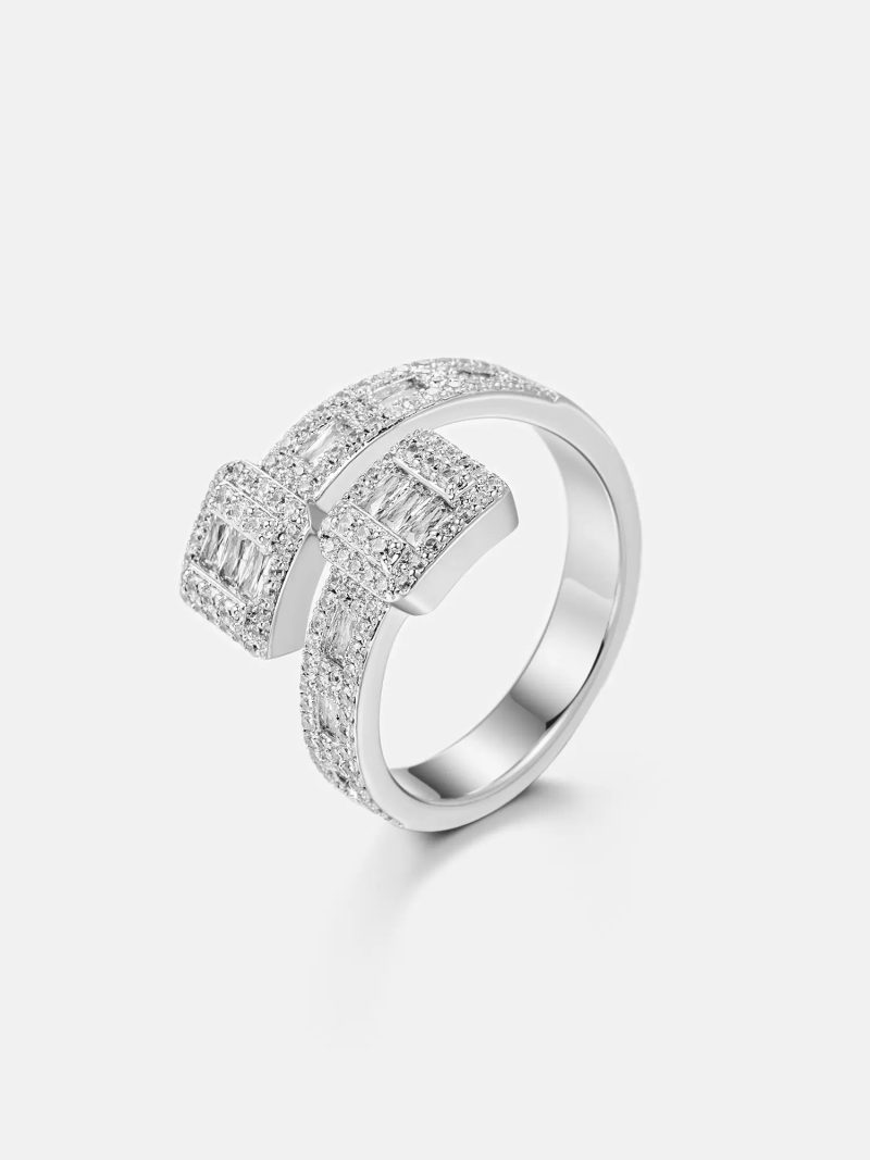 MoissaniteBaguetteDesignerRing 4