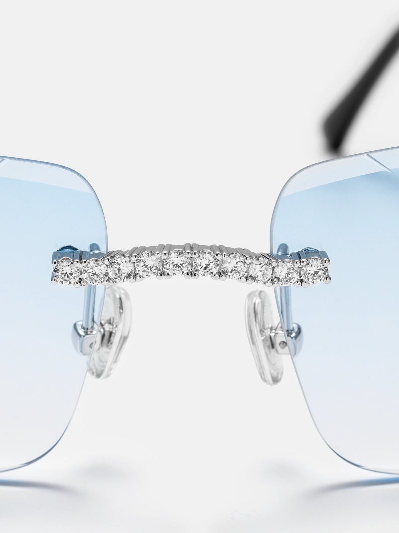 MoissaniteClassicCSunglassesInWhiteGold 6