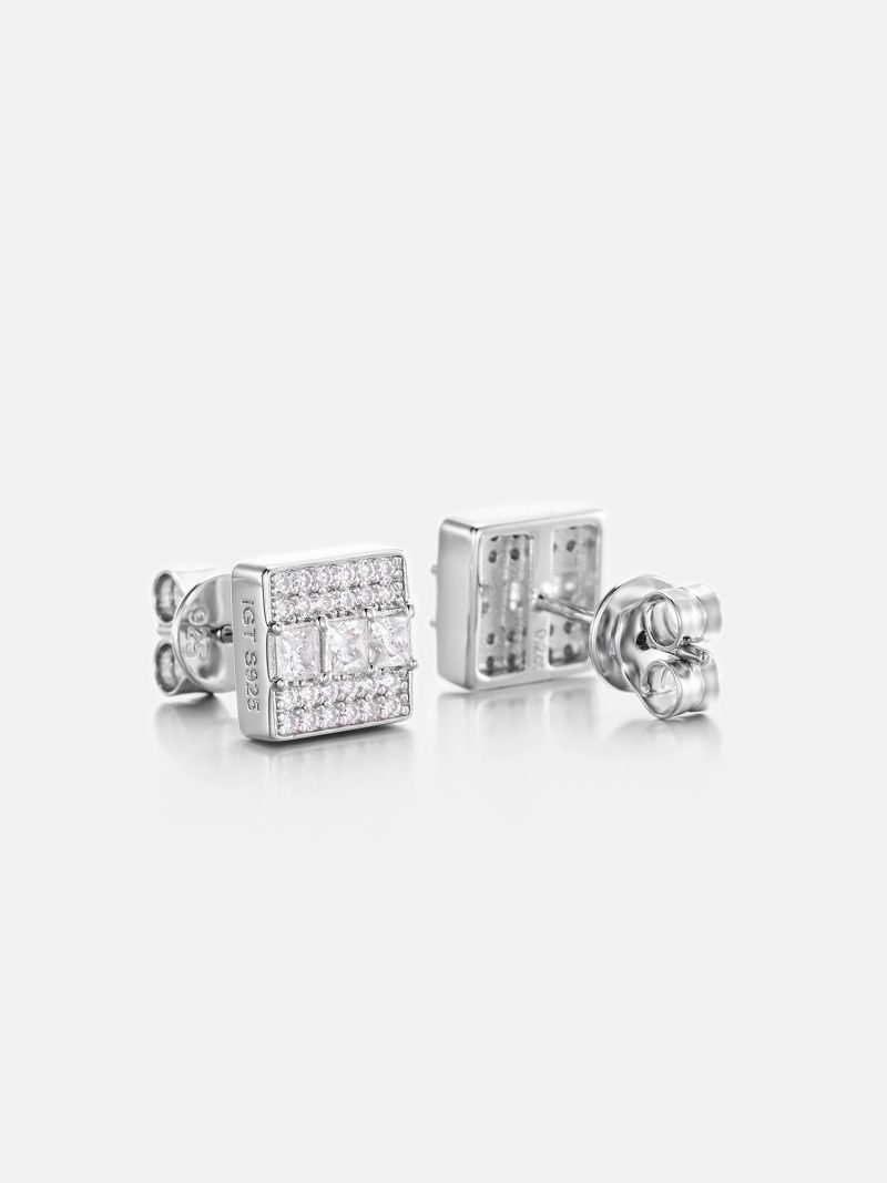 S925MoissanitePrincessCutStudEarrings 2 744408df d342 4419 8a29 ba588a675b12